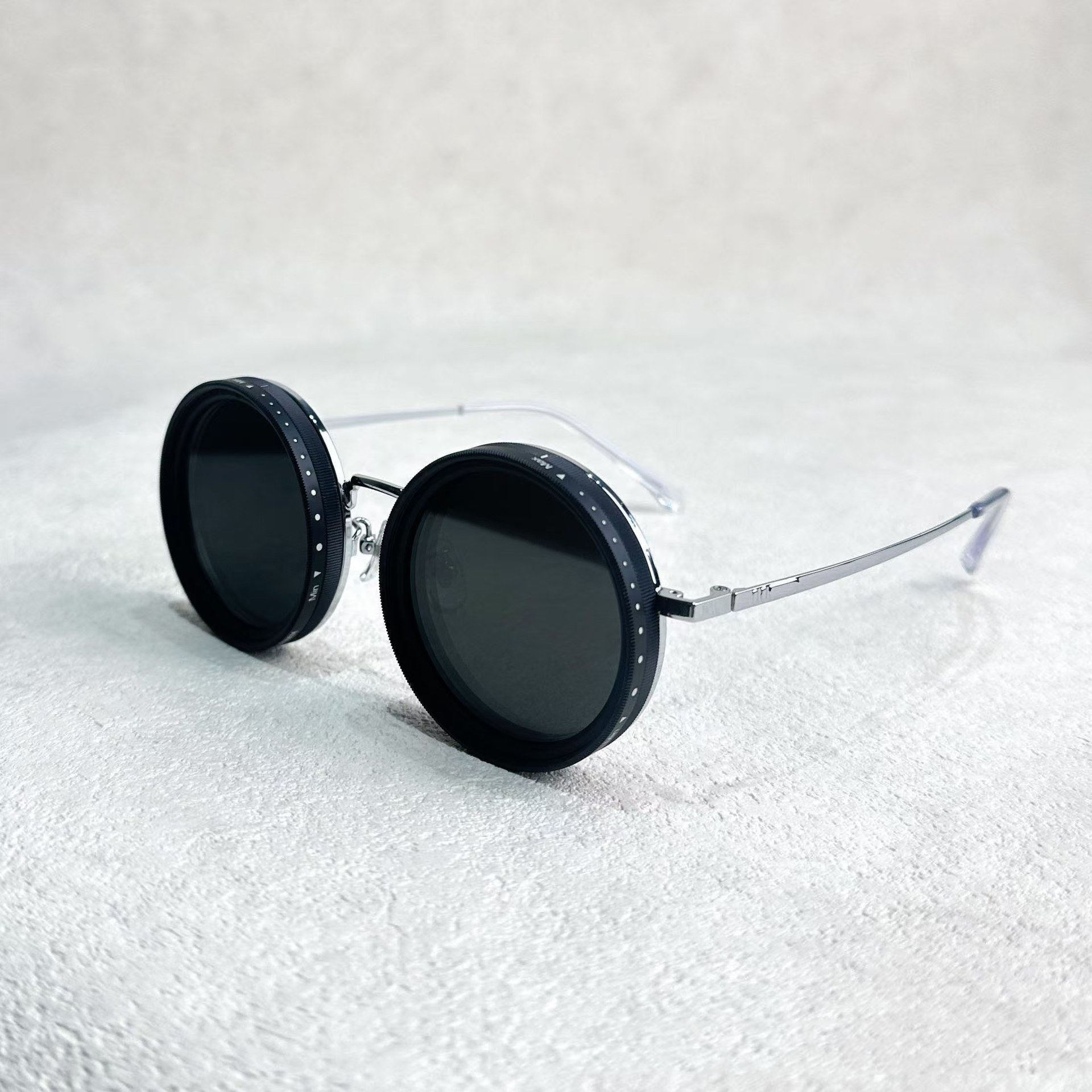 Adjustable Dimming Sunglasses