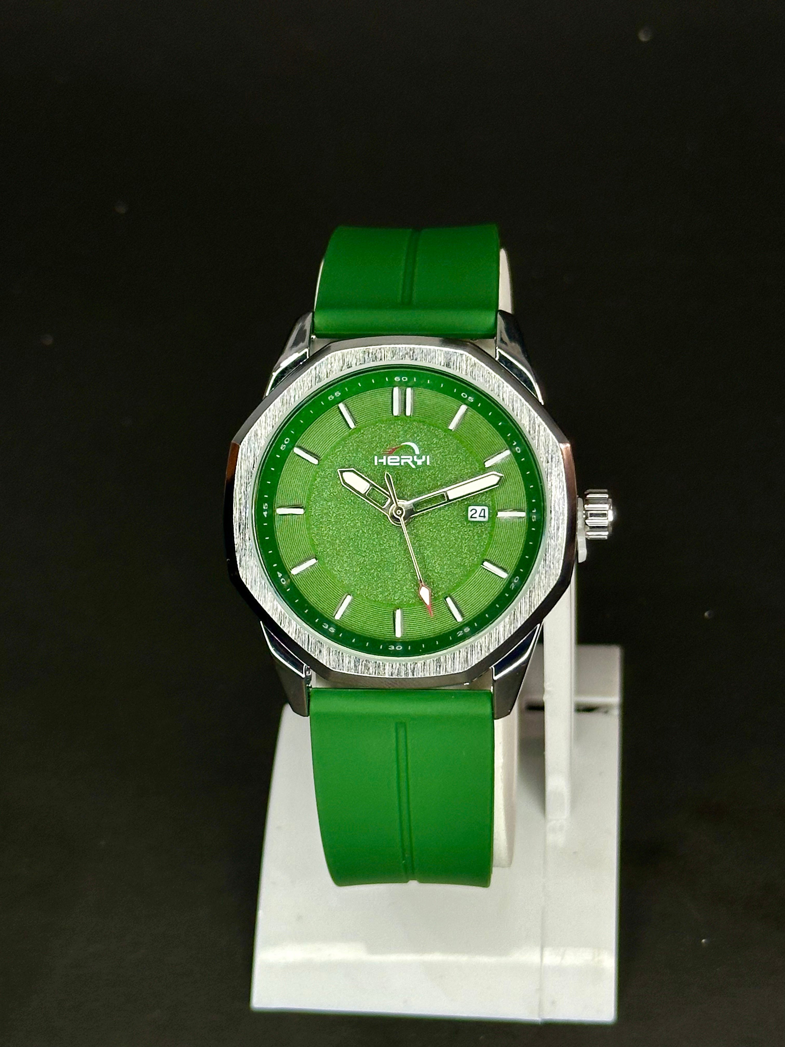 Heryi Magnetic Lock Watch – Premium Silicon Straps And Round  Dial Watch (Green)