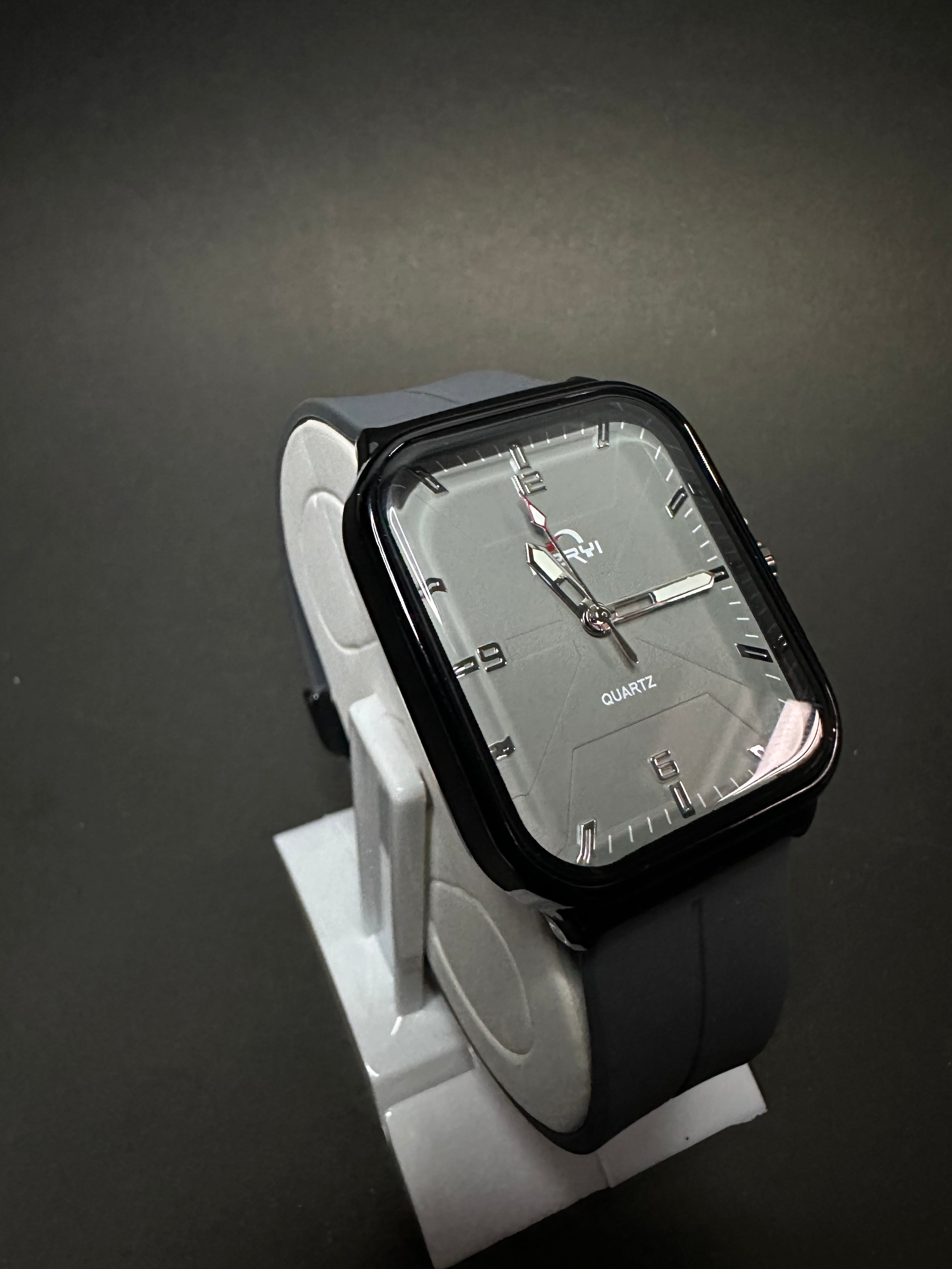 Heryi Magnetic Lock Watch – Premium Silicon Straps And Square Dial Watch (Grey)