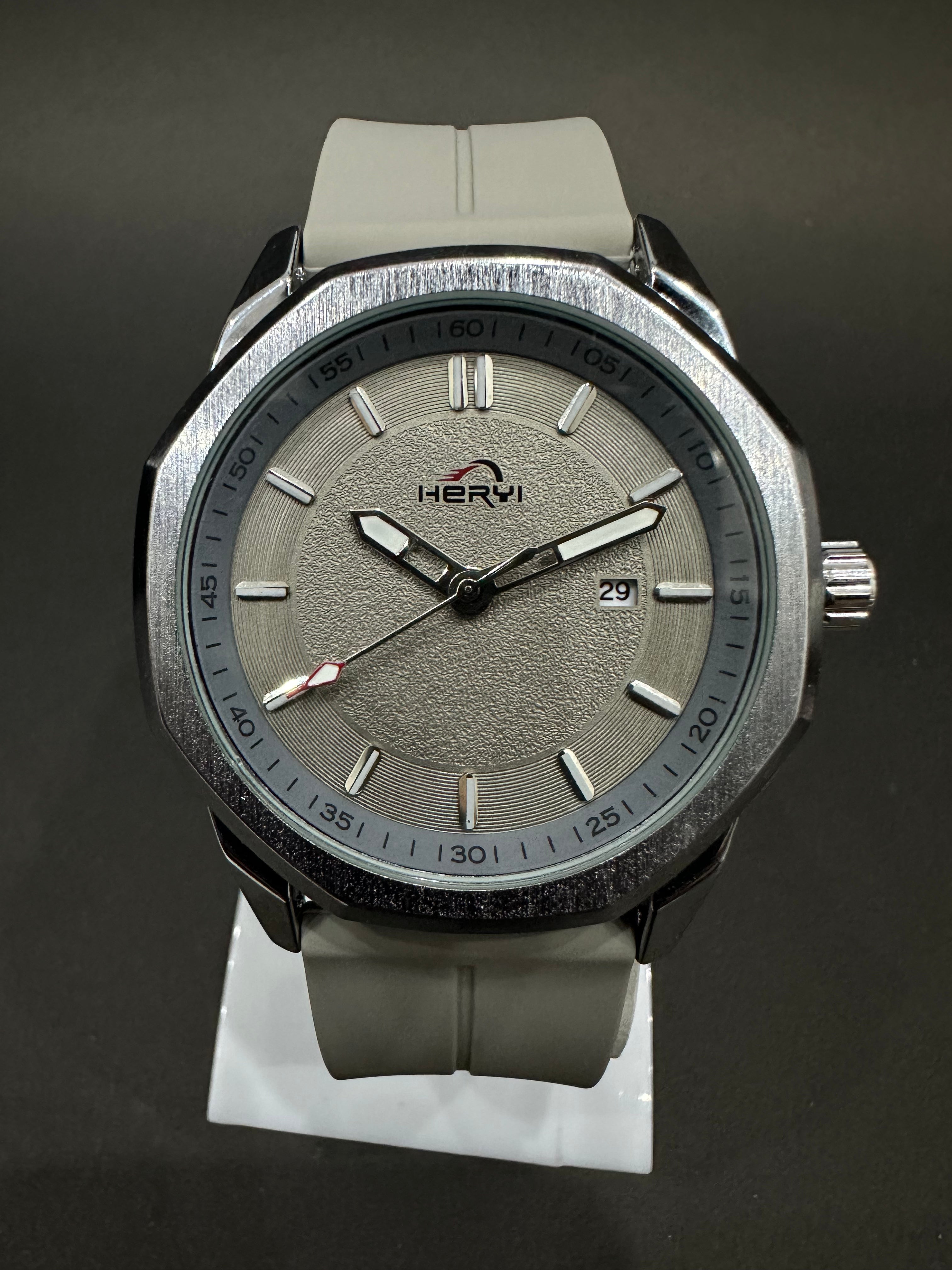 Heryi Magnetic Lock Watch – Premium Silicon Straps And Round Dial Watch (Sage Grey)