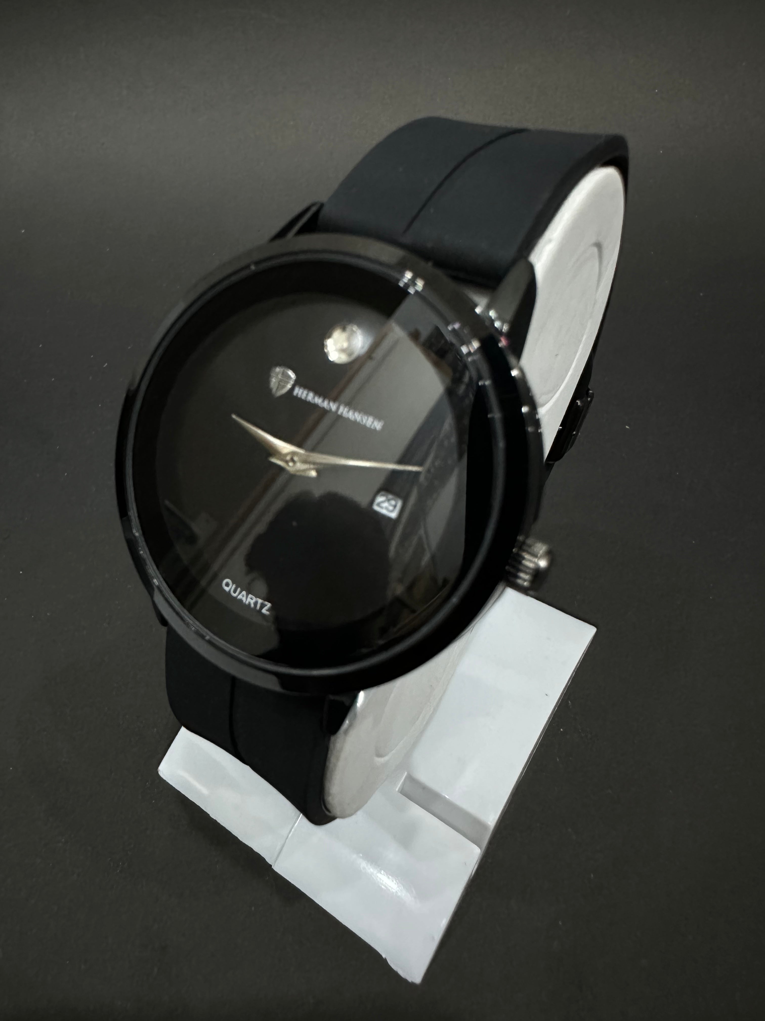 Heryi ShadowCore Watch – Blackout Edition