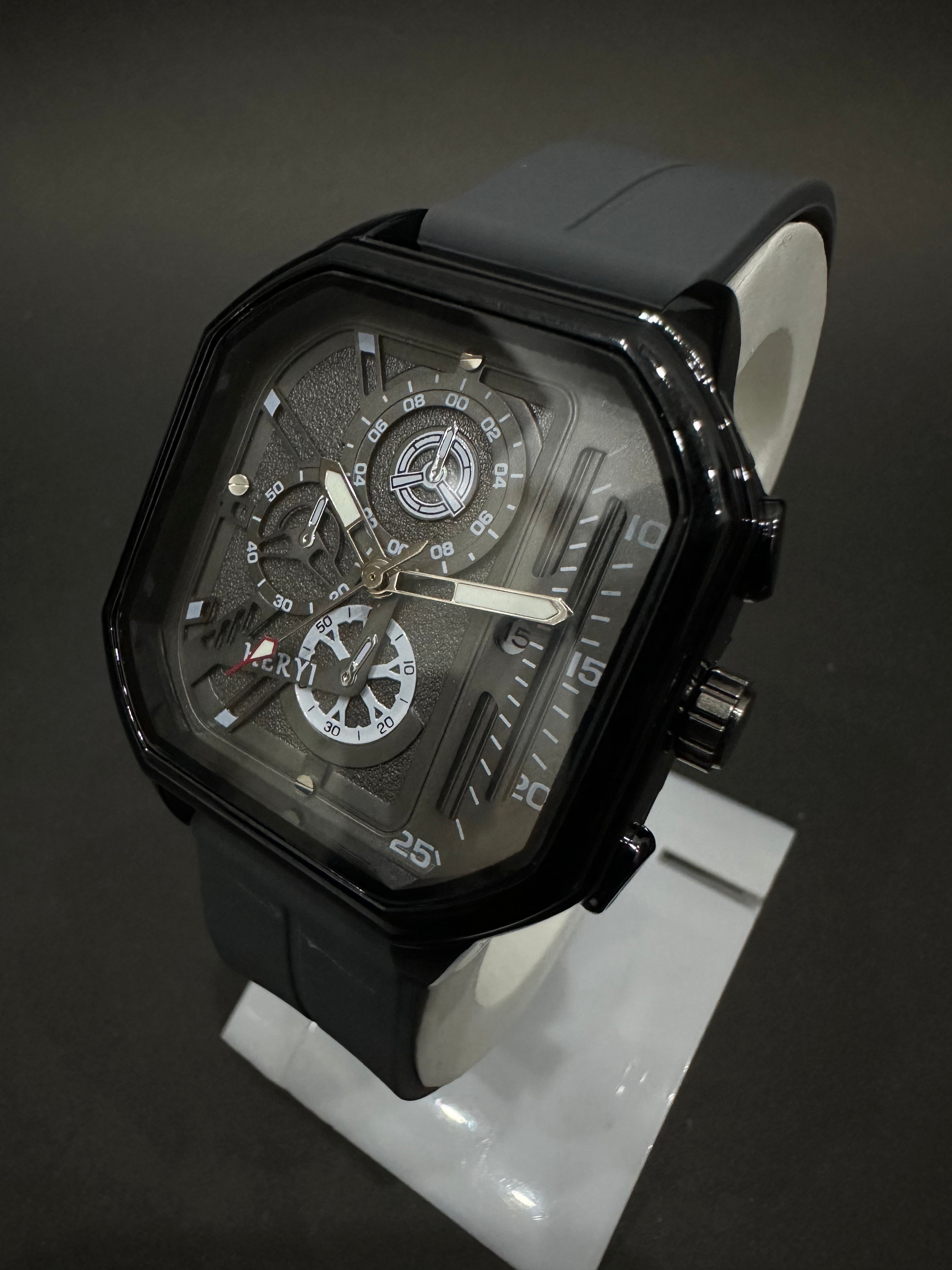 Heryi Magnetic Lock Watch – Premium Silicon Straps And Square Dial Watch (Dark Grey)