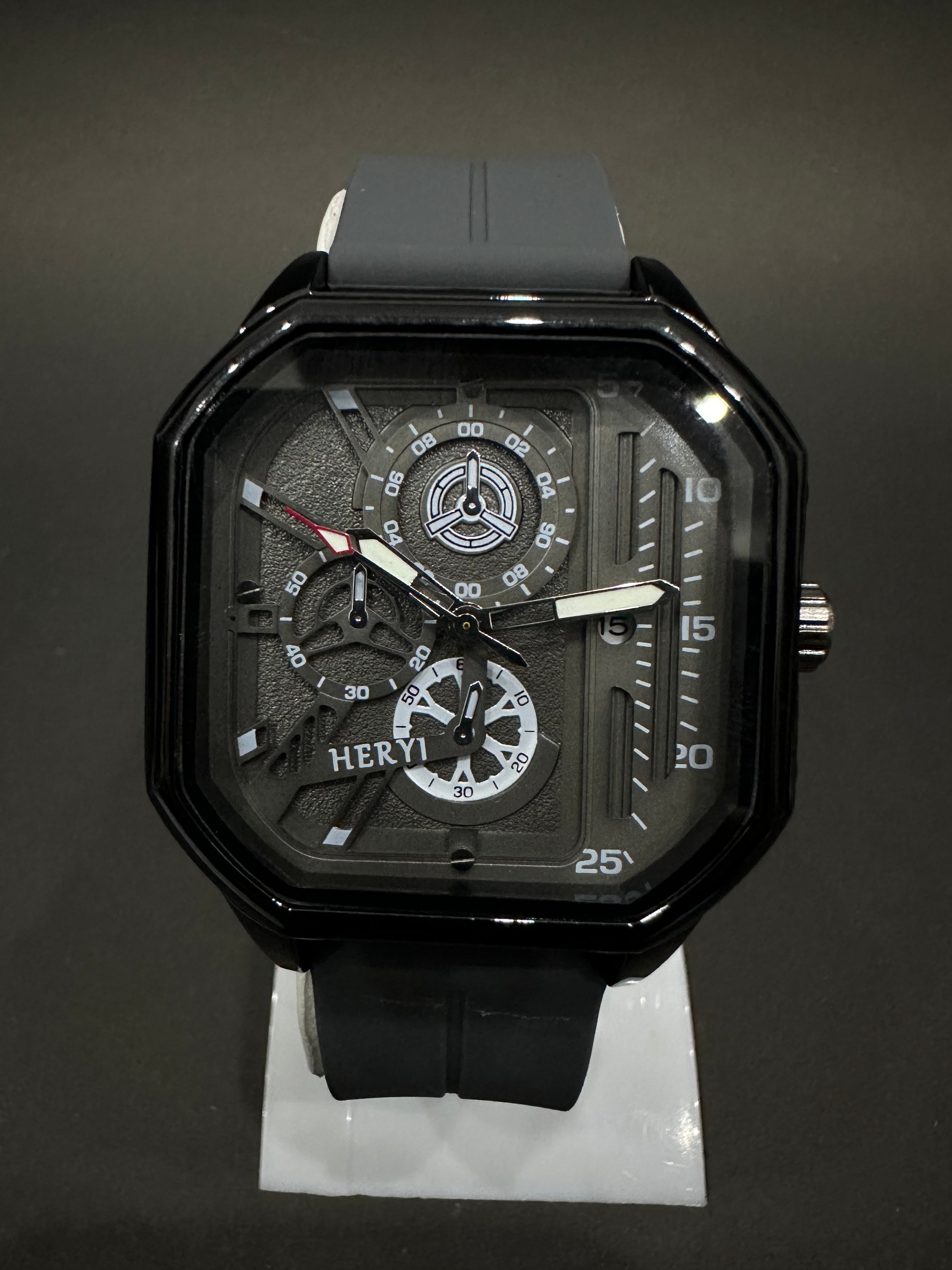 Heryi Magnetic Lock Watch – Premium Silicon Straps And Square Dial Watch (Dark Grey)
